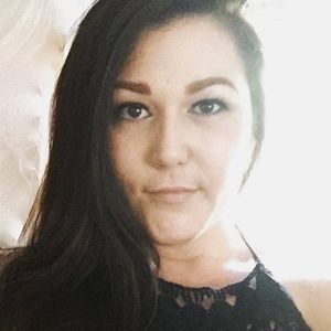 Meet your Posher, Monique